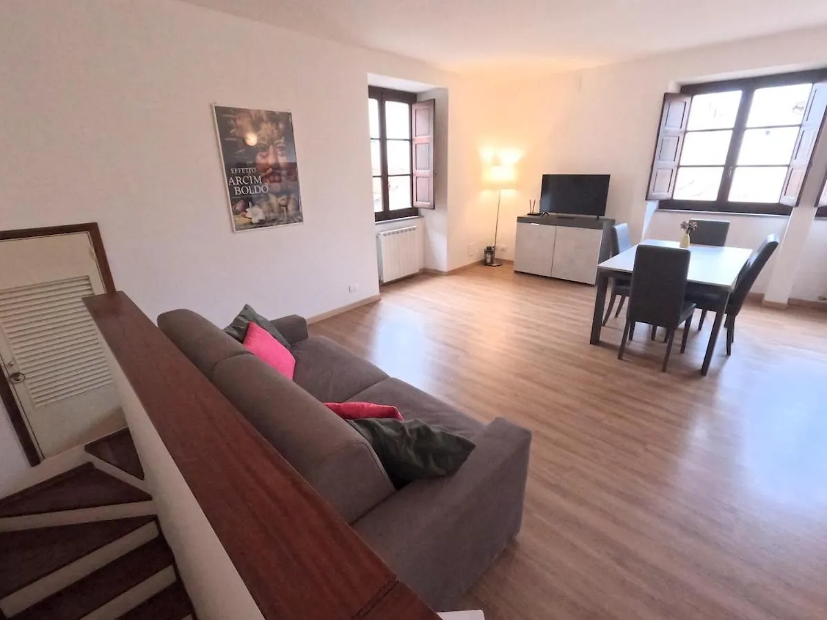 Appartement Milton House à Arezzo
